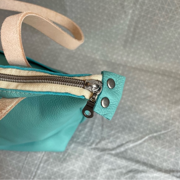 852 Leathers Handcrafted Small Zipper Tote in Aqua Leather/Natural Strap - Picture 6 of 13